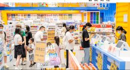 量販零食品牌開超市，包圍縣城后的新戰事